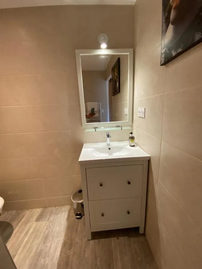 Appartement LES LAURIERS ROSES Marsanne 0*,  France